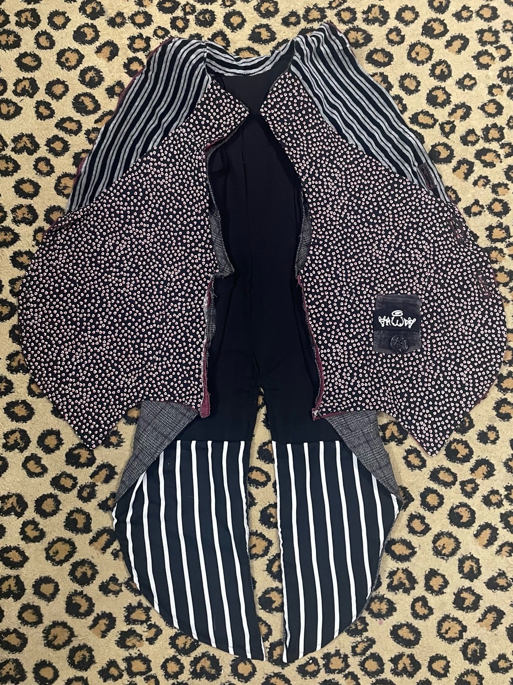 Custom vest - Picture 5 of 9